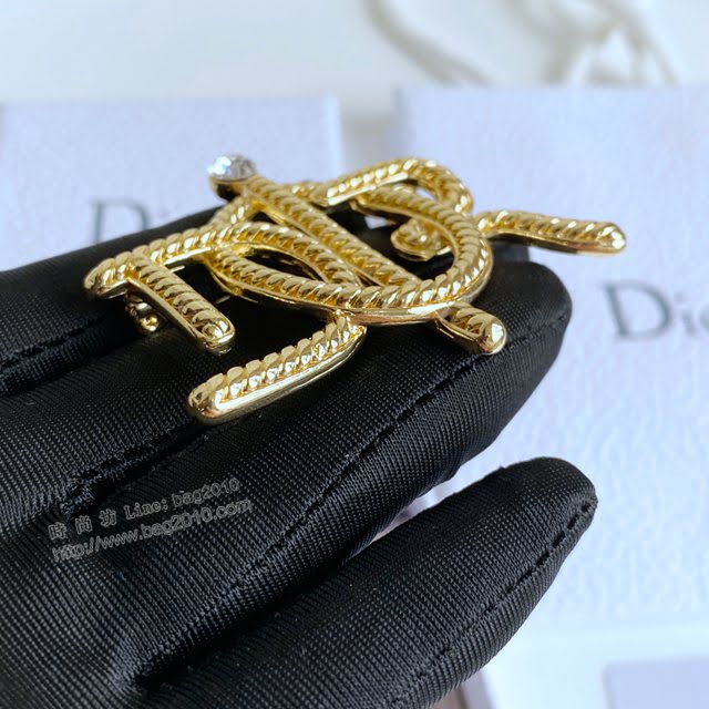 Dior飾品 迪奧經典熱銷款胸花 2021早春新款字母胸針  zgd1310